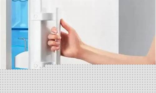 冰箱门关不严怎么办门螺丝在哪调-冰箱门关不严怎么调门轴